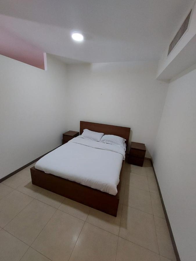Ground Floor Apartment By Circular Pool In Talabay Aqaba Bagian luar foto