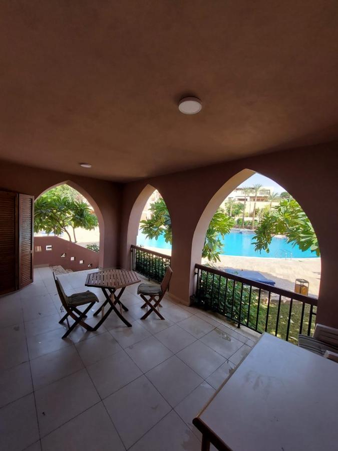 Ground Floor Apartment By Circular Pool In Talabay Aqaba Bagian luar foto