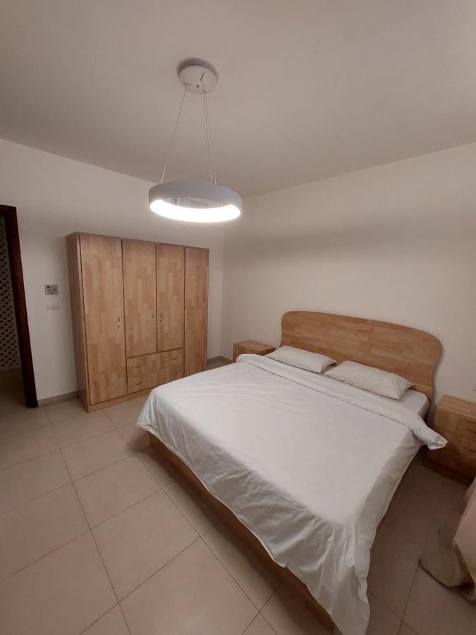 Ground Floor Apartment By Circular Pool In Talabay Aqaba Bagian luar foto